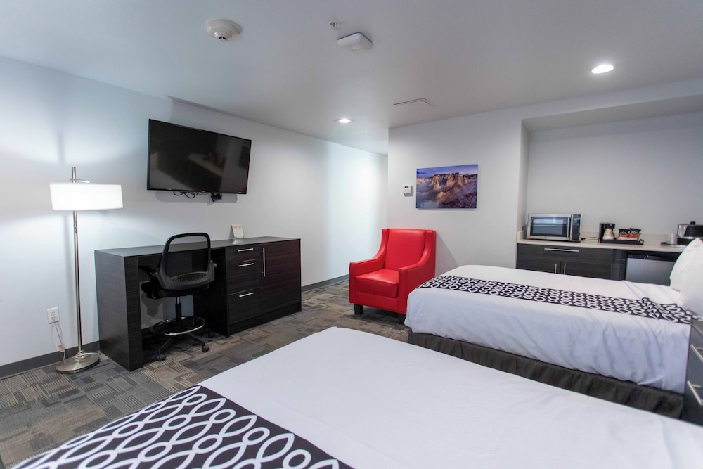 Post Time Inn - photo 19