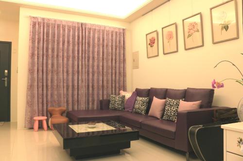 Miss Paris - last minute hotel in Yilan