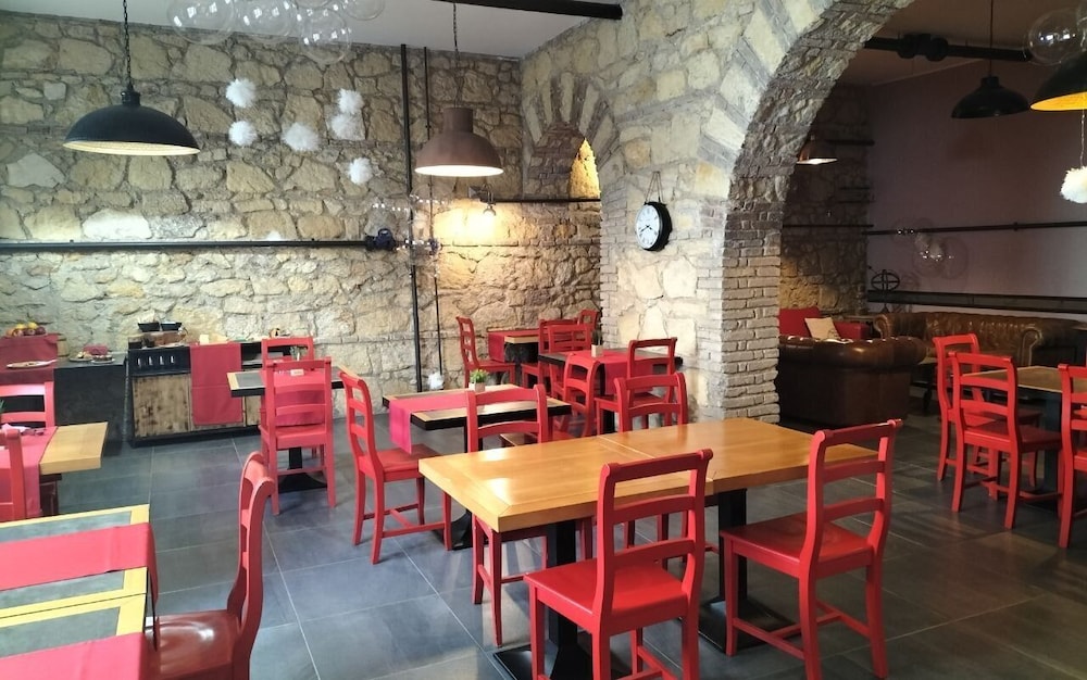 Halex Room & Food B&B — 4-Star Luxury Hotel in Nettuno, Italy