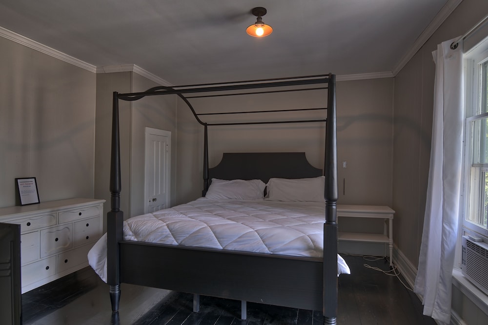 Charlevoix House - photo 12