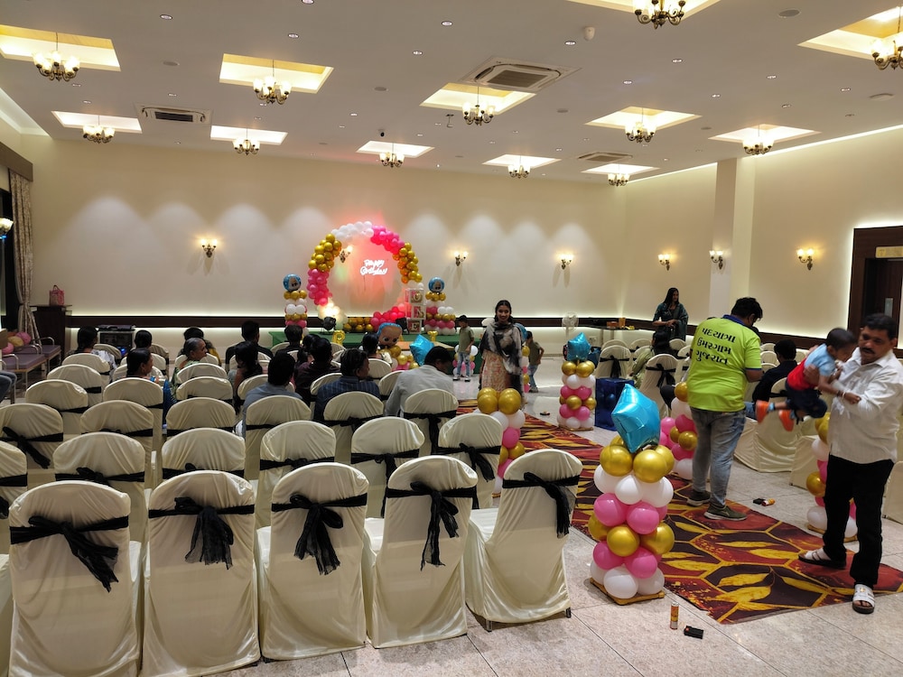 Hotel Grand Haveli — Silvassa