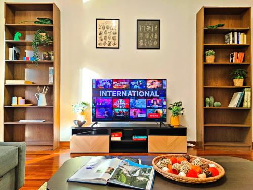 Luxury Apartment in Piazza 5 Giornate Milan — 4-Star Luxury Hotel in Milan, Italy