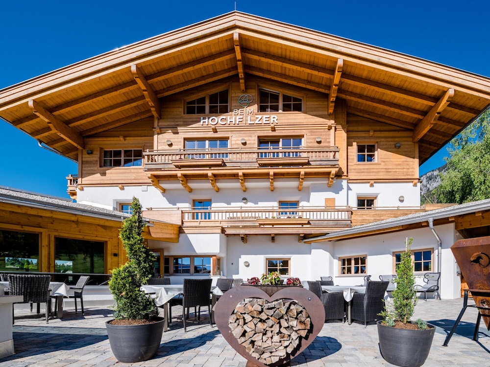 Beim Hochfilzer - carbon neutral hotel in Soell