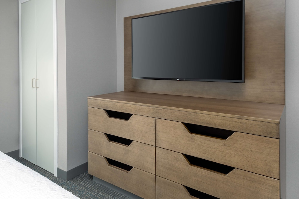 Hampton Inn Boston Bedford Burlington - photo 14