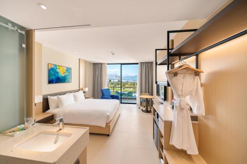 The Arena Cam Ranh Căn Hộ — 5-Star Luxury Hotel in Nha Trang, Vietnam