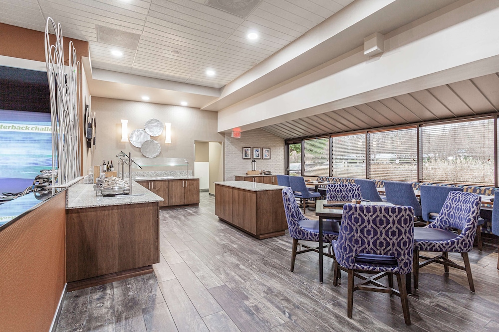 DoubleTree by Hilton Hotel Memphis - photo 43