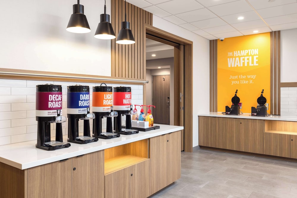 Hampton Inn & Suites by Hilton Cottonwood - photo 27