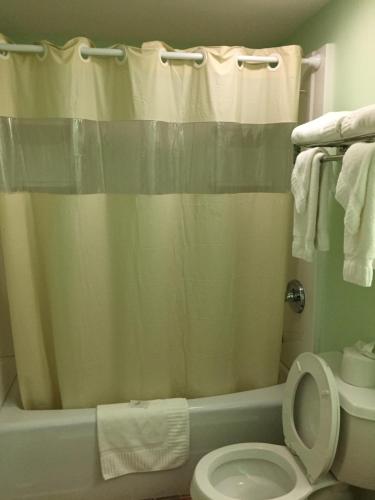 Town House Inn - photo 9