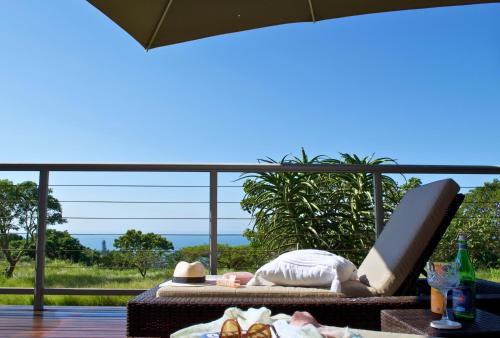 Golfer's Dream Escape with Solar Power & Sea Views Apt 14 Tamboti 11 Tamboti Dr Simbithi Eco Estate Ballito — 4-Star Luxury Hotel in Ballito, South Africa