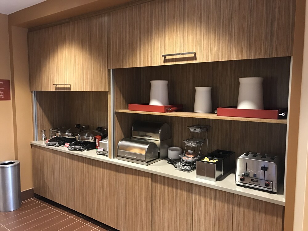 TownePlace Suites by Marriott New Hartford - photo 51