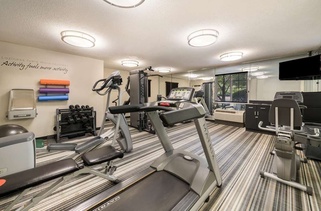 Sonesta Simply Suites Hampton - photo 35