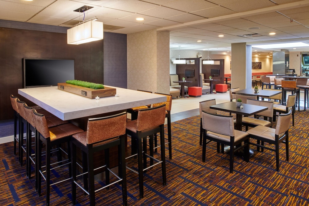 Courtyard by Marriott Columbus Downtown - photo 38