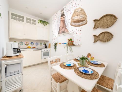 Citrus Garden House Stylish Apt by the Center — 4-Star Luxury Hotel in Piano Di Sorrento, Italy