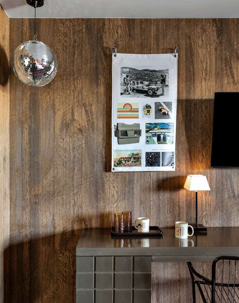 Americana Motor Hotel - photo 18