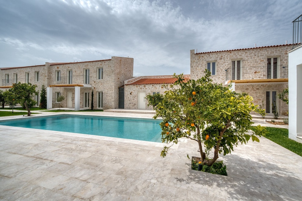Petroulas Village — 4-Star Luxury Hotel in Nafplio, Greece