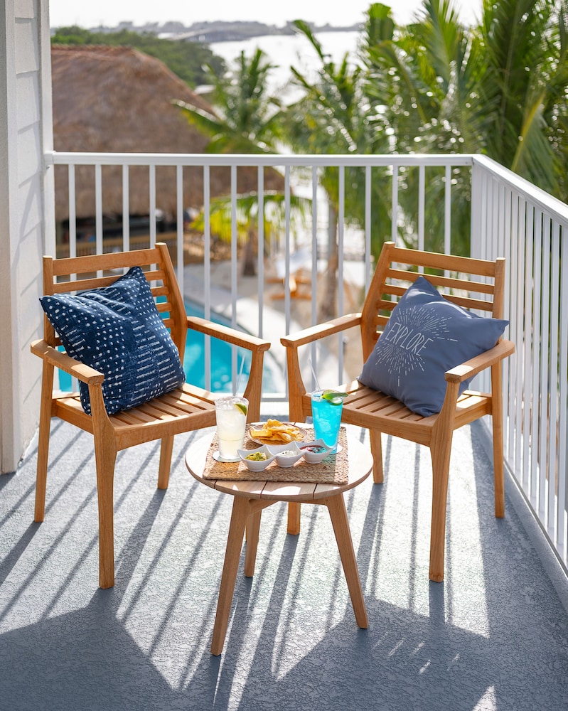 Compass Hotel by Margaritaville Anna Maria Sound - photo 12