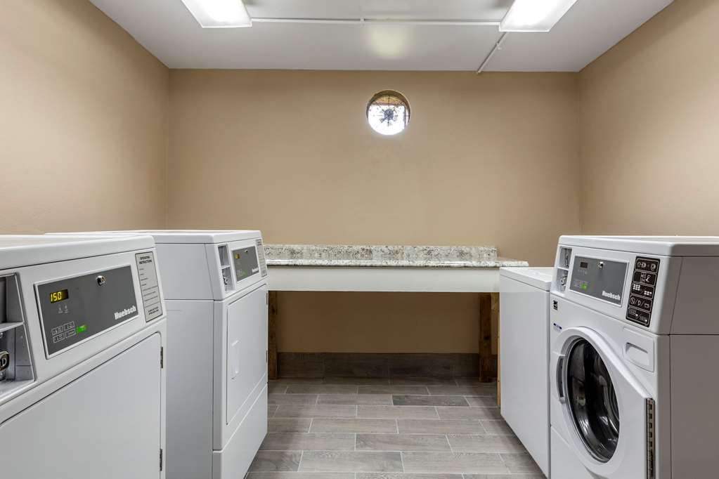 Quality Inn & Suites Spring Lake Fayetteville near Fort Bragg - photo 41