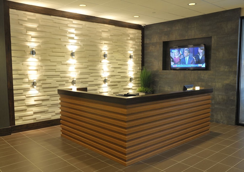 Holiday Inn Hotel & Suites Charleston West by IHG - photo 36