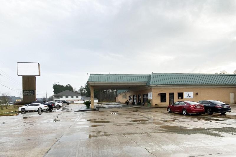 Landmark Hotel - last minute hotel in New Llano