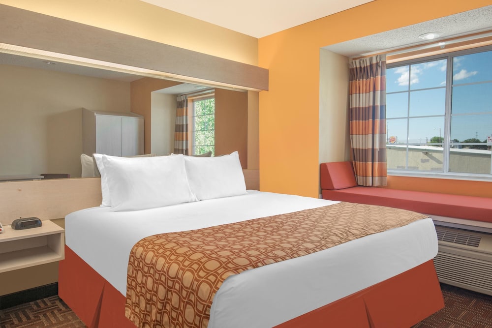 Microtel Inn & Suites by Wyndham Amarillo - photo 8