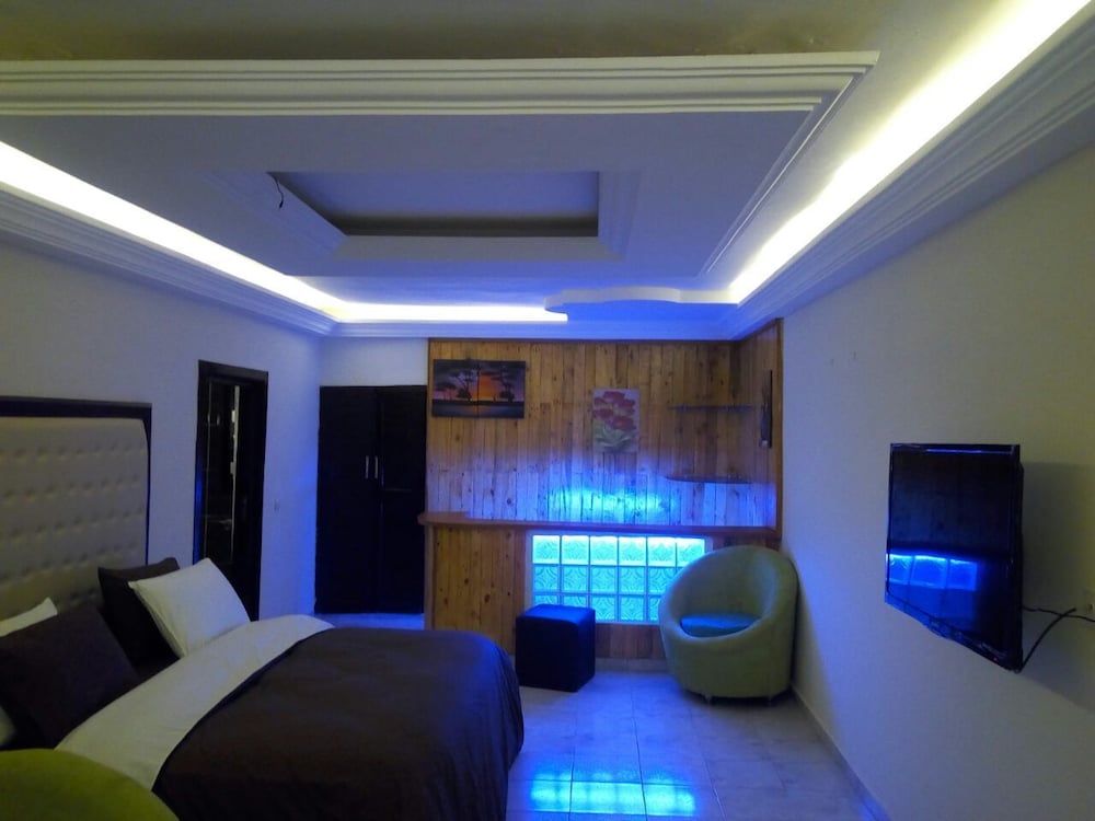 Hotel Saphir - carbon neutral hotel in Abidjan