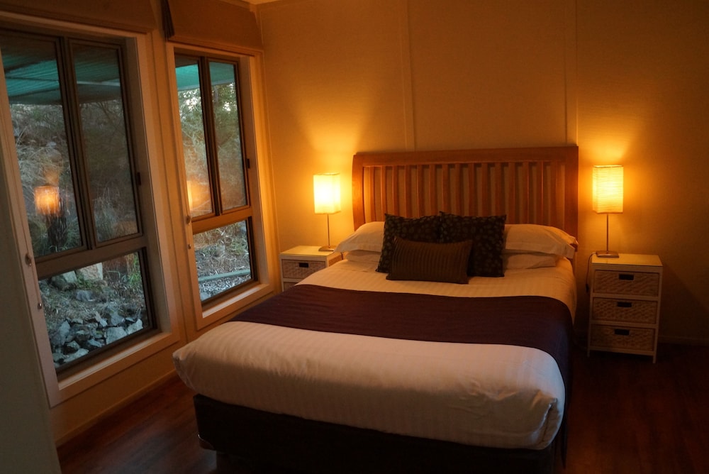 Gisborne Peak Winery Cottages — Gisborne — photo 4