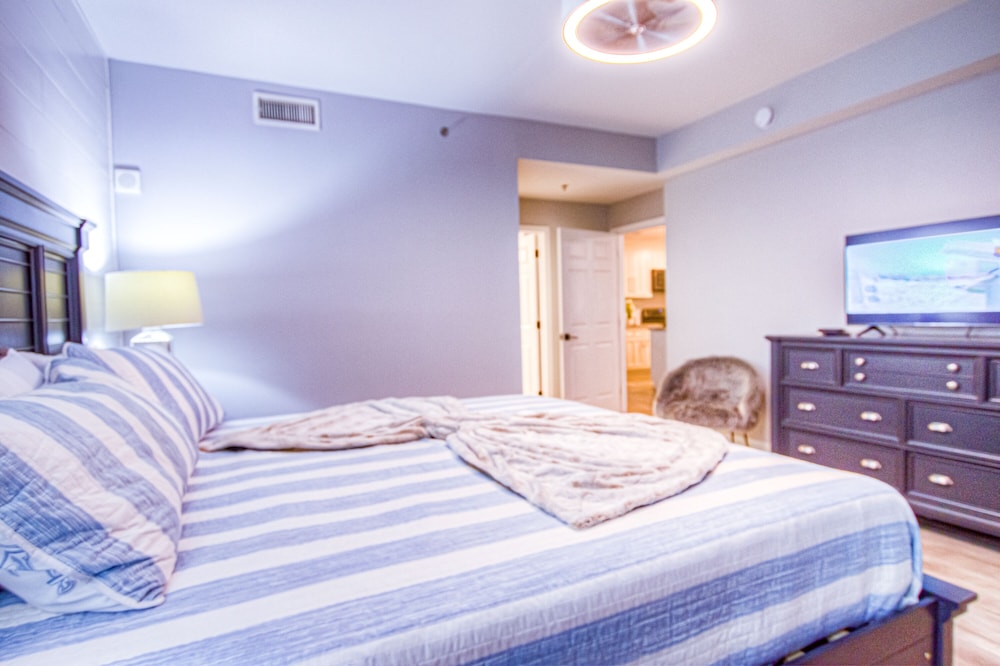 Laketown Wharf Resort by Aneliya's Rentals - photo 46