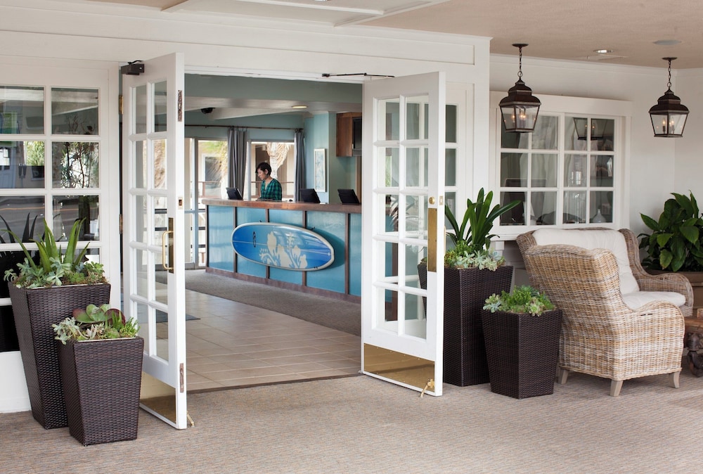 Pacific Edge Hotel - photo 6