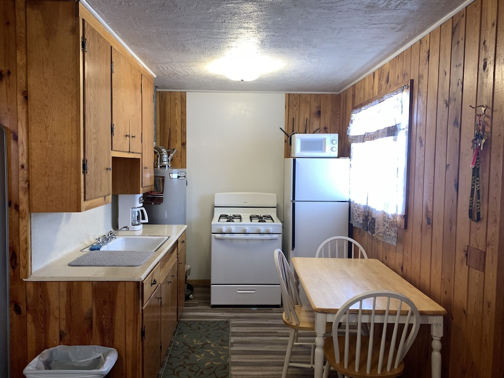 South Fork Lodge & RV Park - photo 10