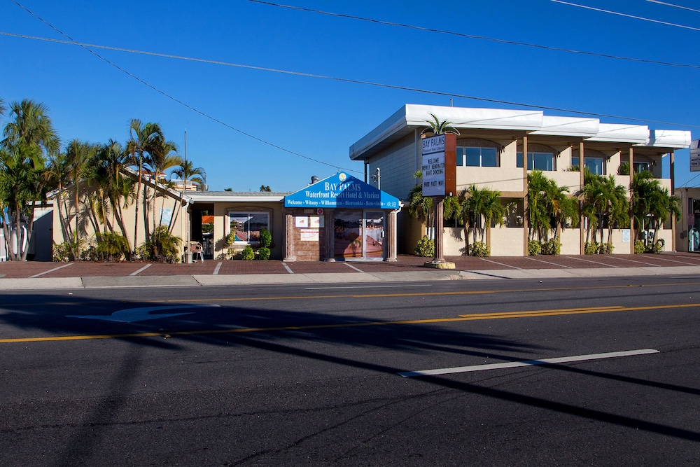 Bay Palms Waterfront Resort Hotel and Marina - photo 32