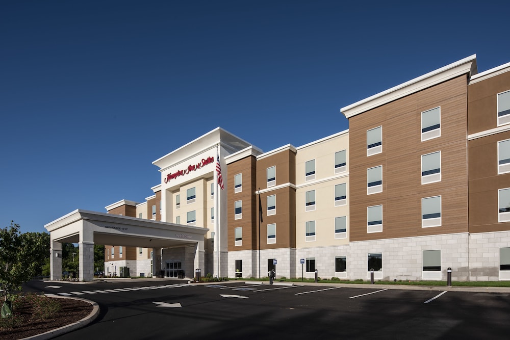 Hampton Inn & Suites Rocky Hill Hartford South - photo 60