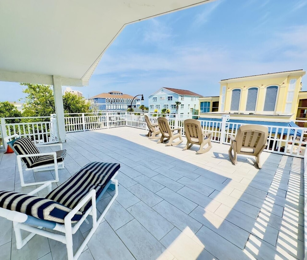 Grand Strand Resort Ph1 3 Bedroom Home by Redawning - photo 22
