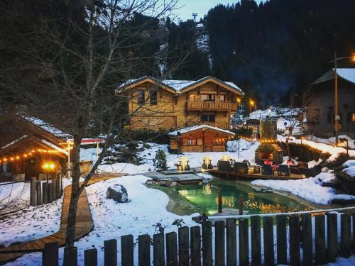 Chalet Croq'neige — 4-Star Luxury Hotel in Morzine, France
