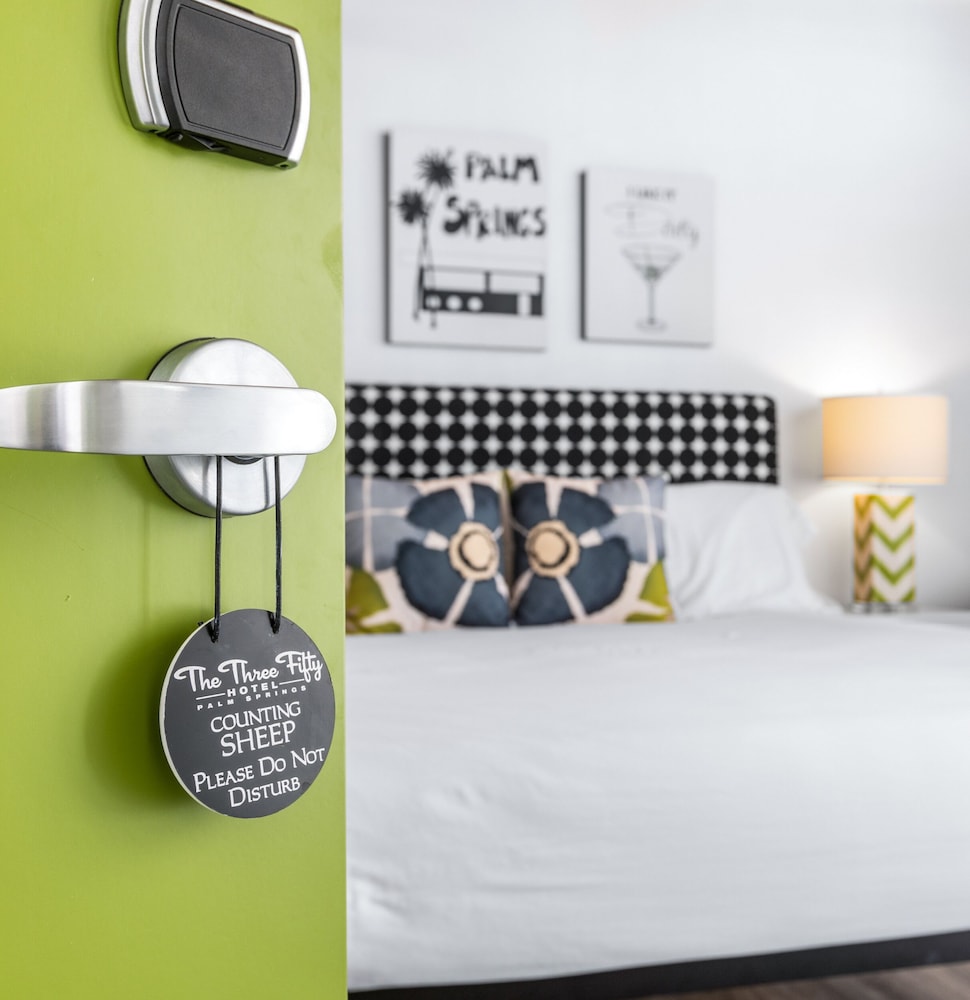 The Three Fifty Hotel - photo 8