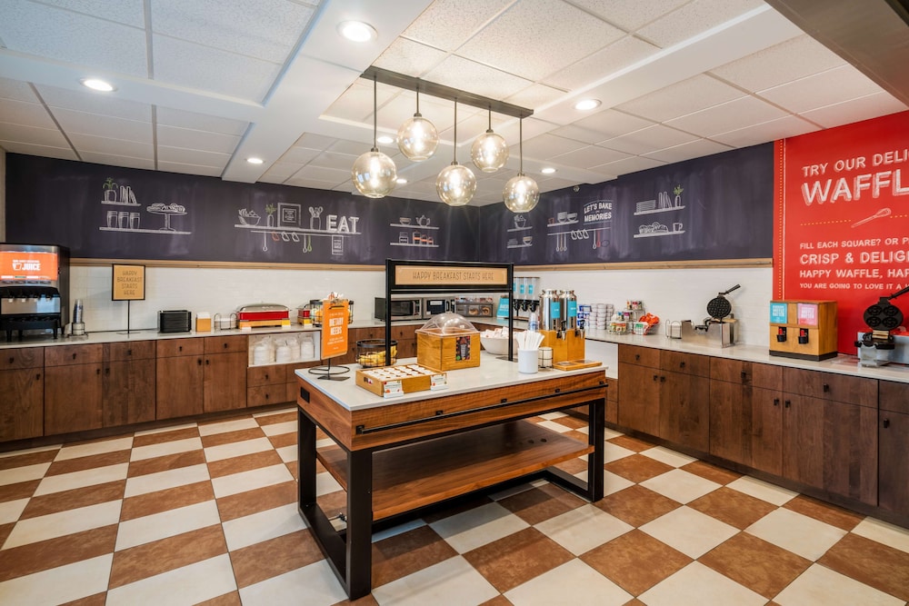 Spark by Hilton Bardstown - photo 24