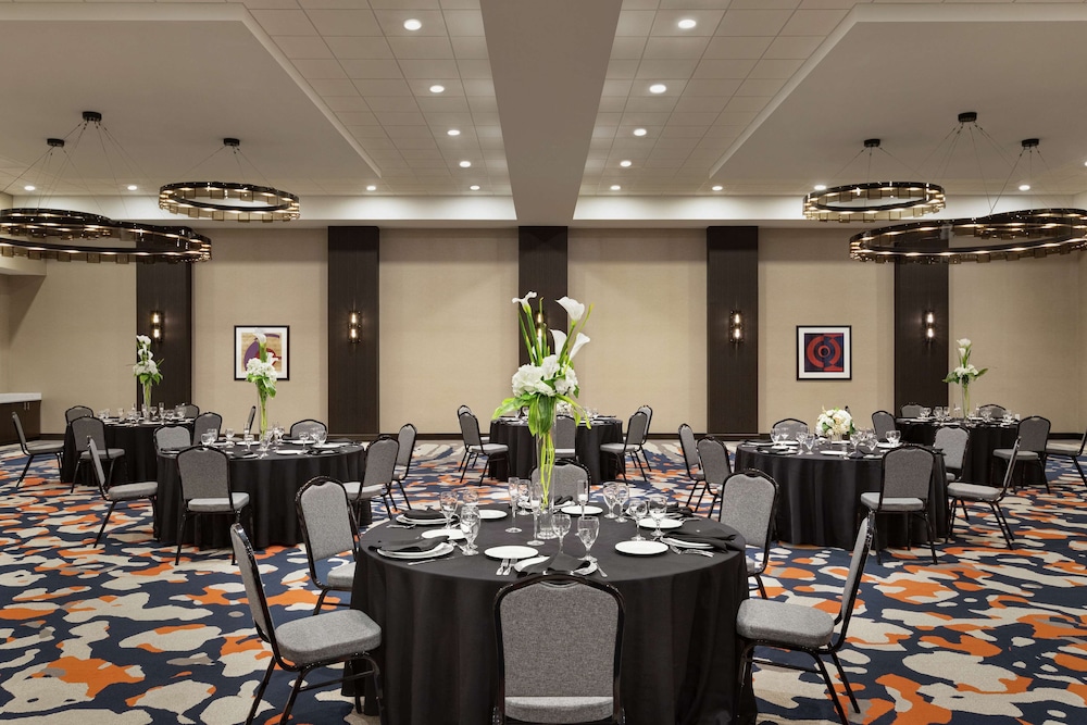 Hampton Inn Indianapolis Downtown IUPUI - photo 36