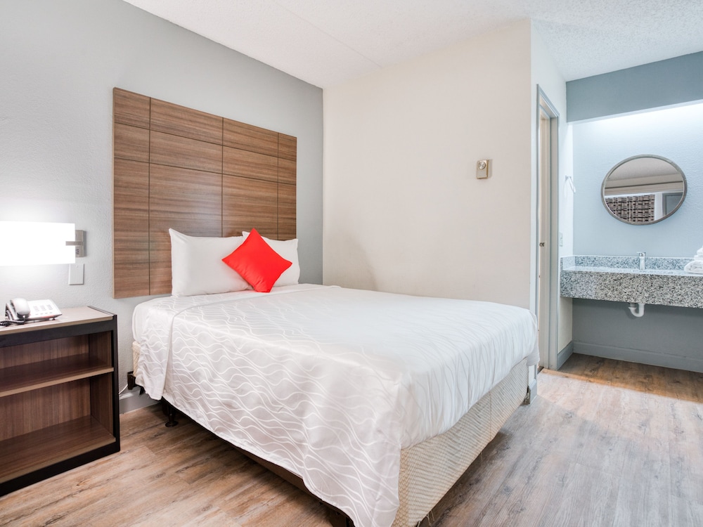 Dallas Love Field Inn - photo 23