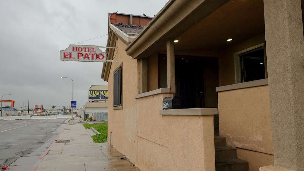 El Patio Hotel - photo 14