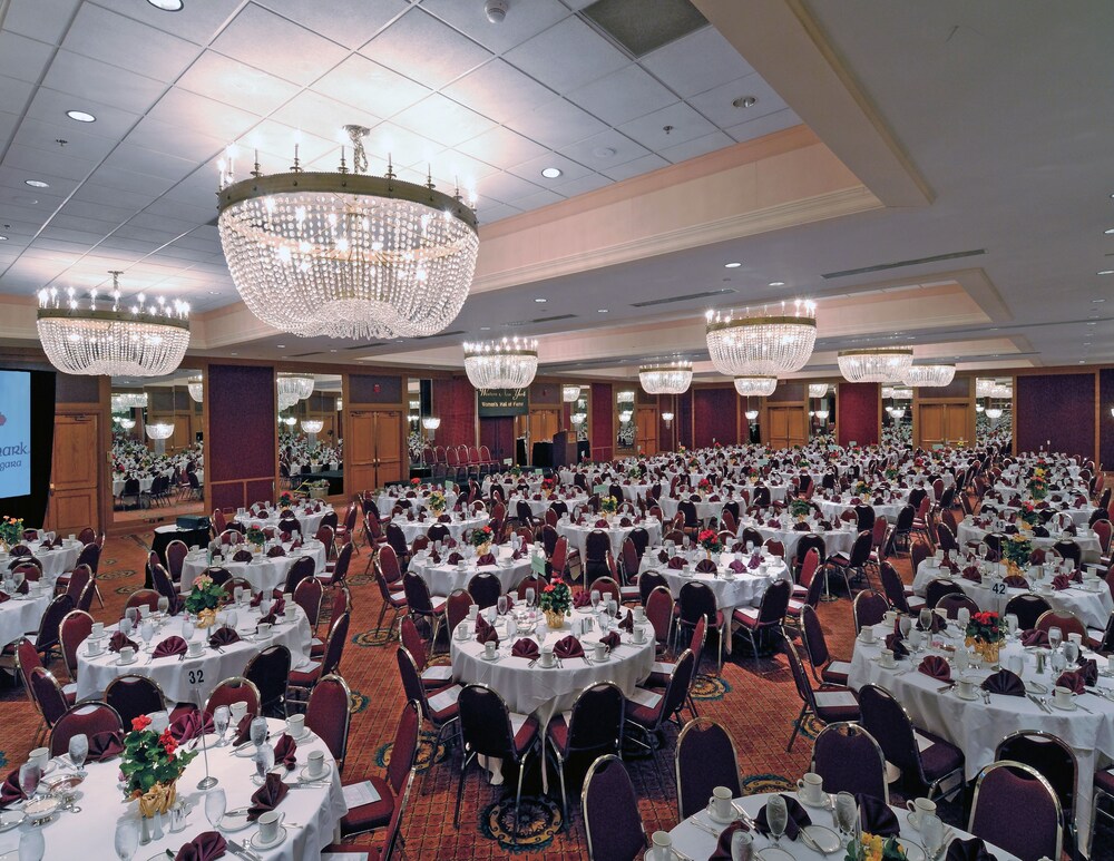 Buffalo Grand Hotel - photo 30