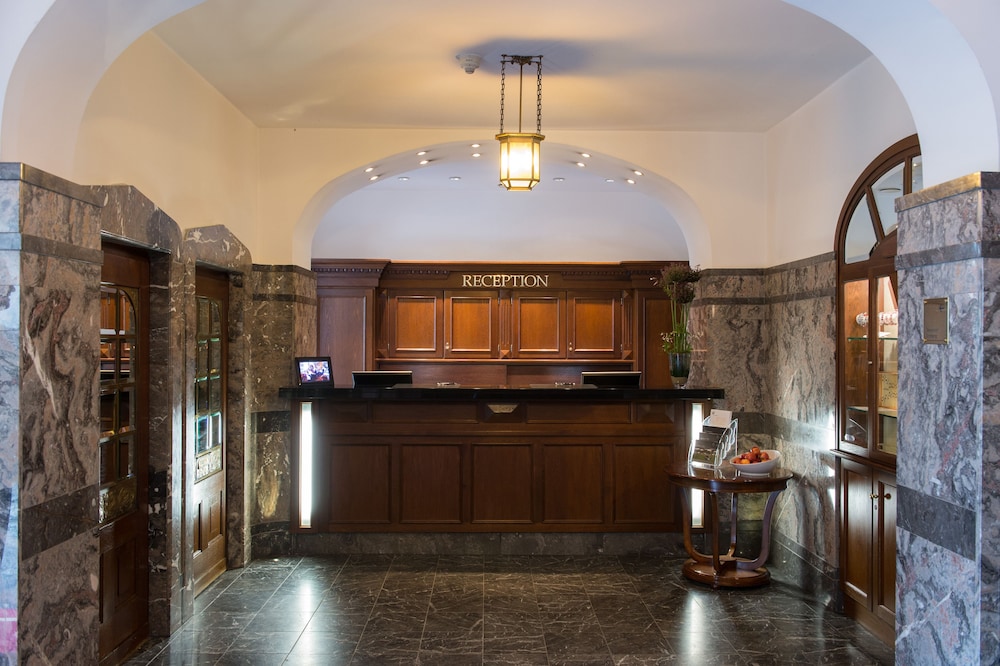 Falkenstein Grand Autograph Collection — Koenigstein Im Taunus