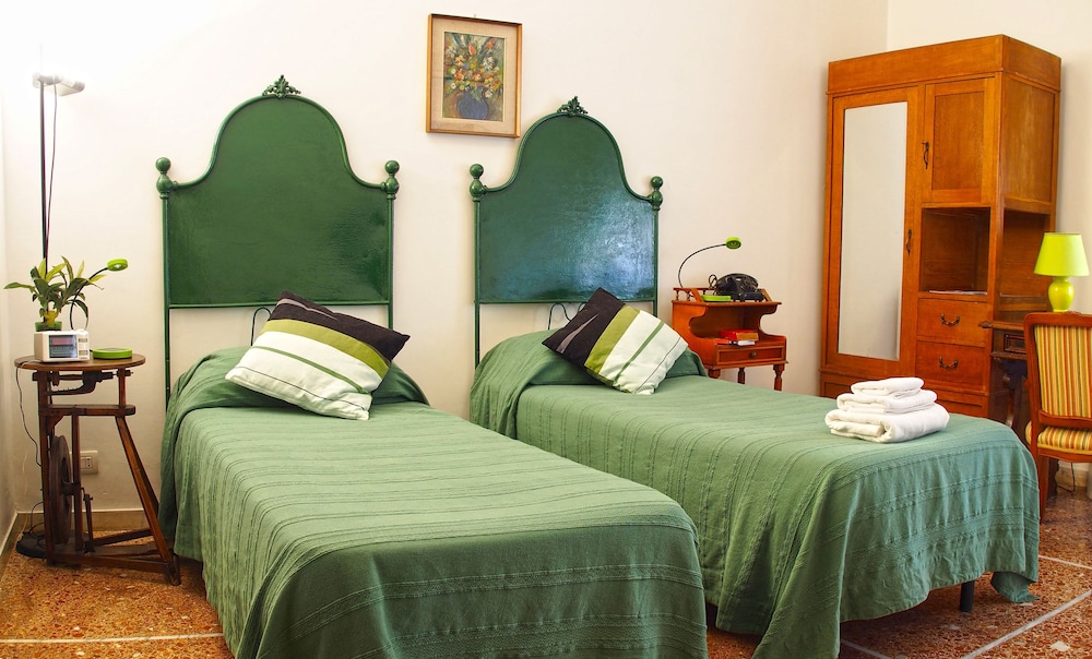 2 Passi Da - carbon neutral hotel in Rome