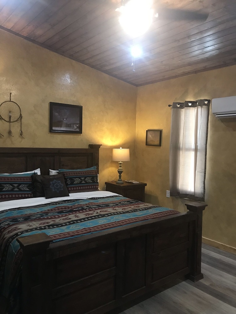 Paisano Village RV Park & Inn - photo 4