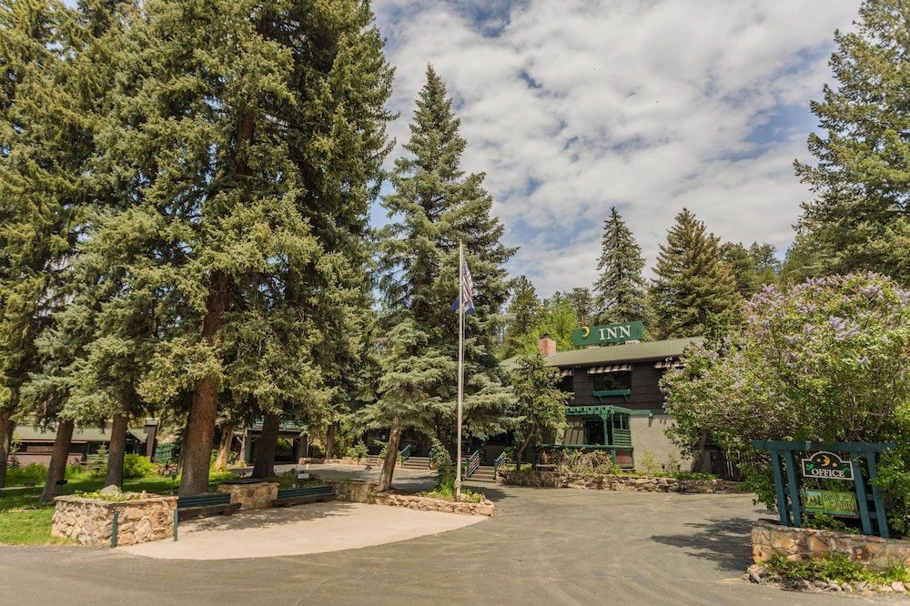 Highland Haven Creekside Inn - photo 188