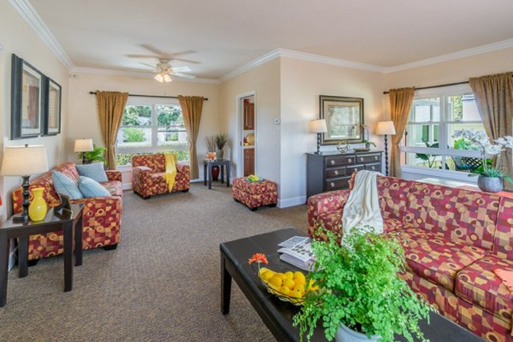 Beach House Inn - photo 42