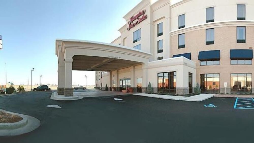 Hampton Inn and Suites Indianapolis Fishers - photo 44