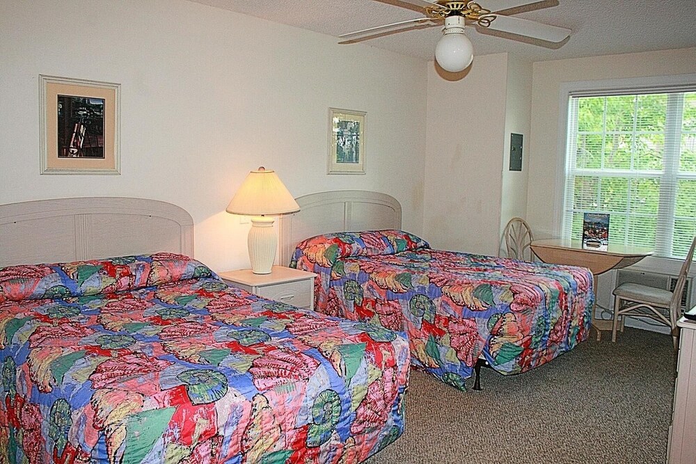 Brunswick Plantation Resort and Golf Studio 1404l Villas in the Heart of NC Seafood Country by Redawning - featured photo