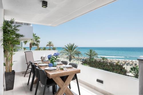 Marbella Luxury Frontline Beach W Panoramic View — 4-Star Luxury Hotel in Marbella, Spain