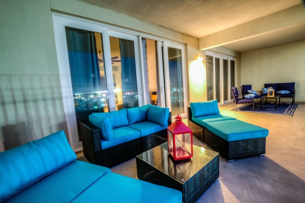 Laketown Wharf Resort by Aneliya's Rentals - photo 884