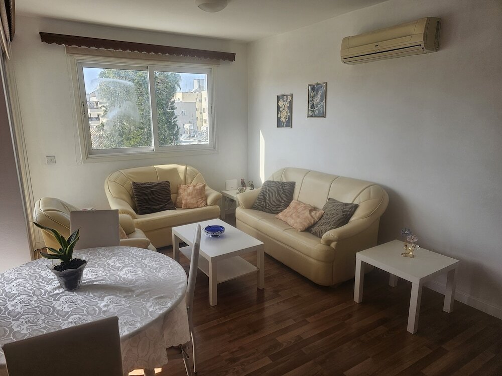 Stunning 1 bed Apartment in Aglantzia