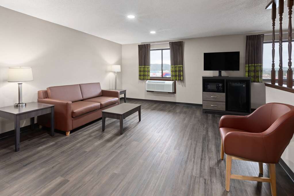 Super 8 by Wyndham Summersville New River National Park - photo 26